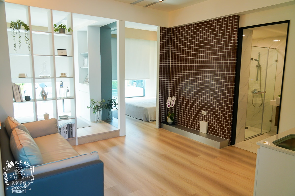 台南網美景點[坐忘林幾何館]耗資上千萬打造的網美拍照景點！賞屋抽機票還有免費咖啡！