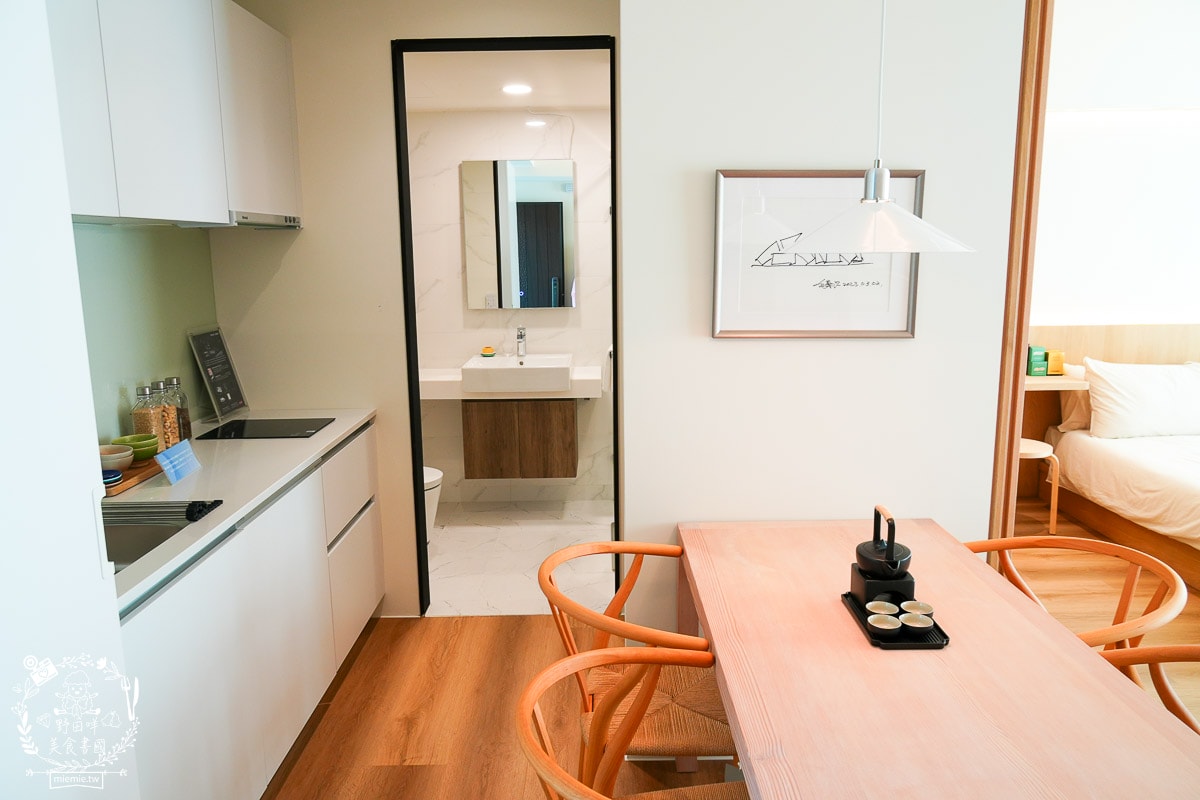 台南網美景點[坐忘林幾何館]耗資上千萬打造的網美拍照景點！賞屋抽機票還有免費咖啡！