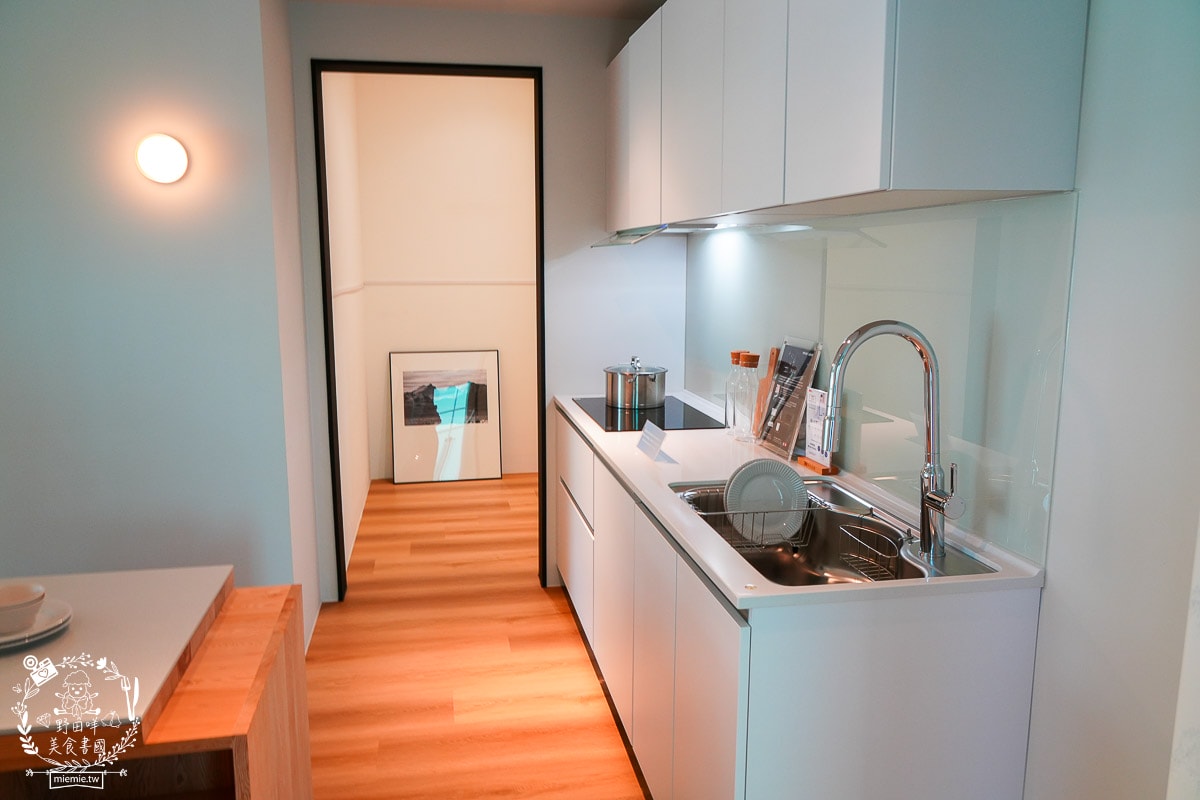 台南網美景點[坐忘林幾何館]耗資上千萬打造的網美拍照景點！賞屋抽機票還有免費咖啡！