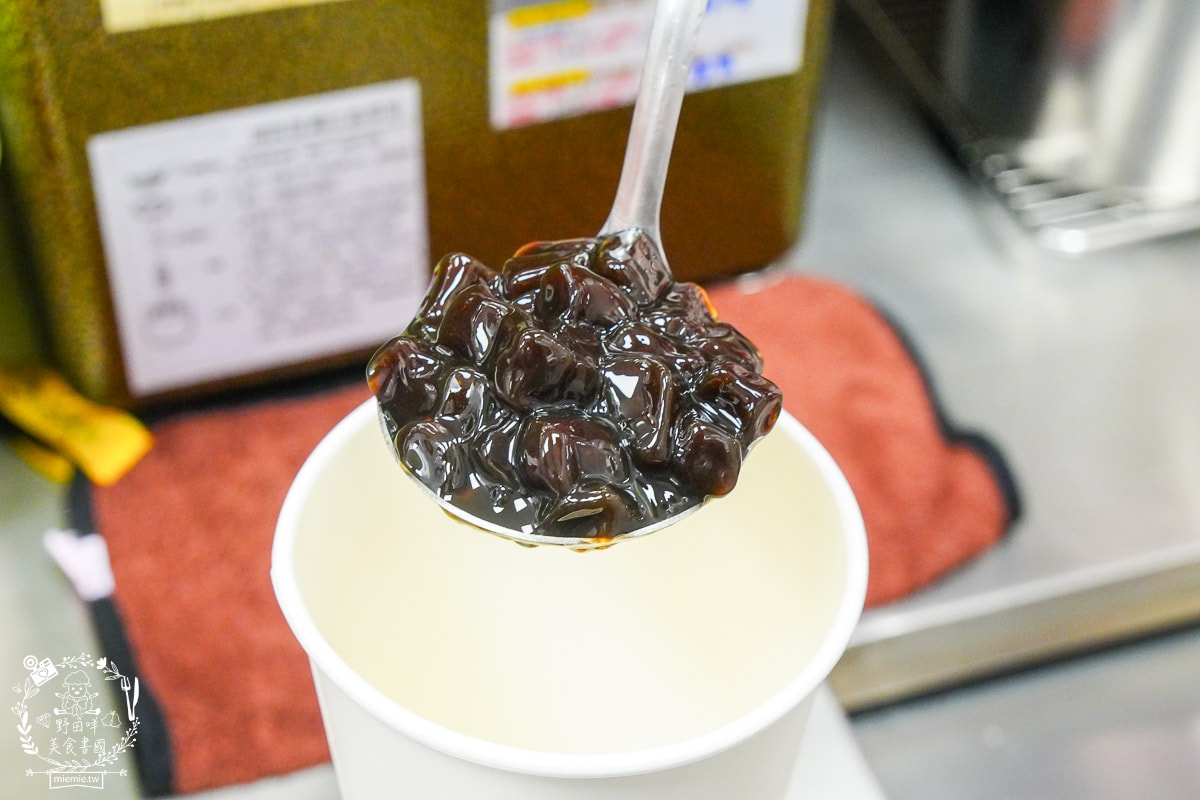 紅茶巴士台南歸仁店|新推出的黑糖粉角超Ｑ彈！咀嚼起來超帶勁！台南飲料店推薦！