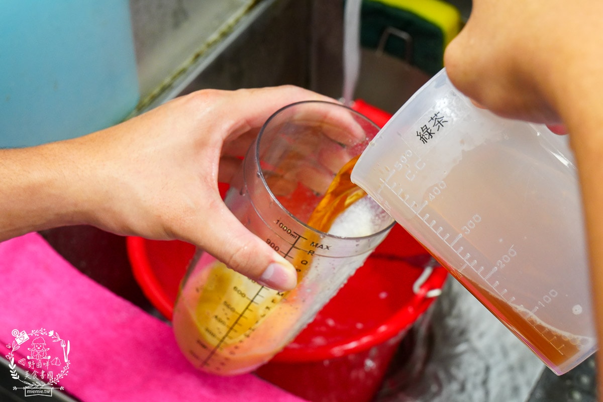 紅茶巴士台南歸仁店|新推出的黑糖粉角超Ｑ彈！咀嚼起來超帶勁！台南飲料店推薦！