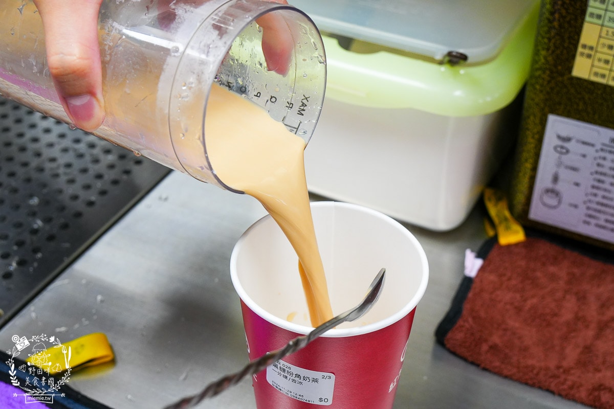 紅茶巴士台南歸仁店|新推出的黑糖粉角超Ｑ彈！咀嚼起來超帶勁！台南飲料店推薦！