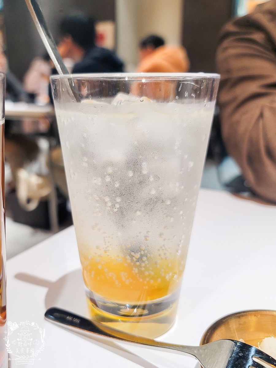 高雄首間橋村炸雞進駐夢時代購物中心！一個人也能爽爽吃韓式炸雞跟韓式料理！