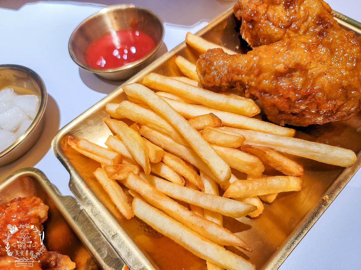 高雄首間橋村炸雞進駐夢時代購物中心！一個人也能爽爽吃韓式炸雞跟韓式料理！