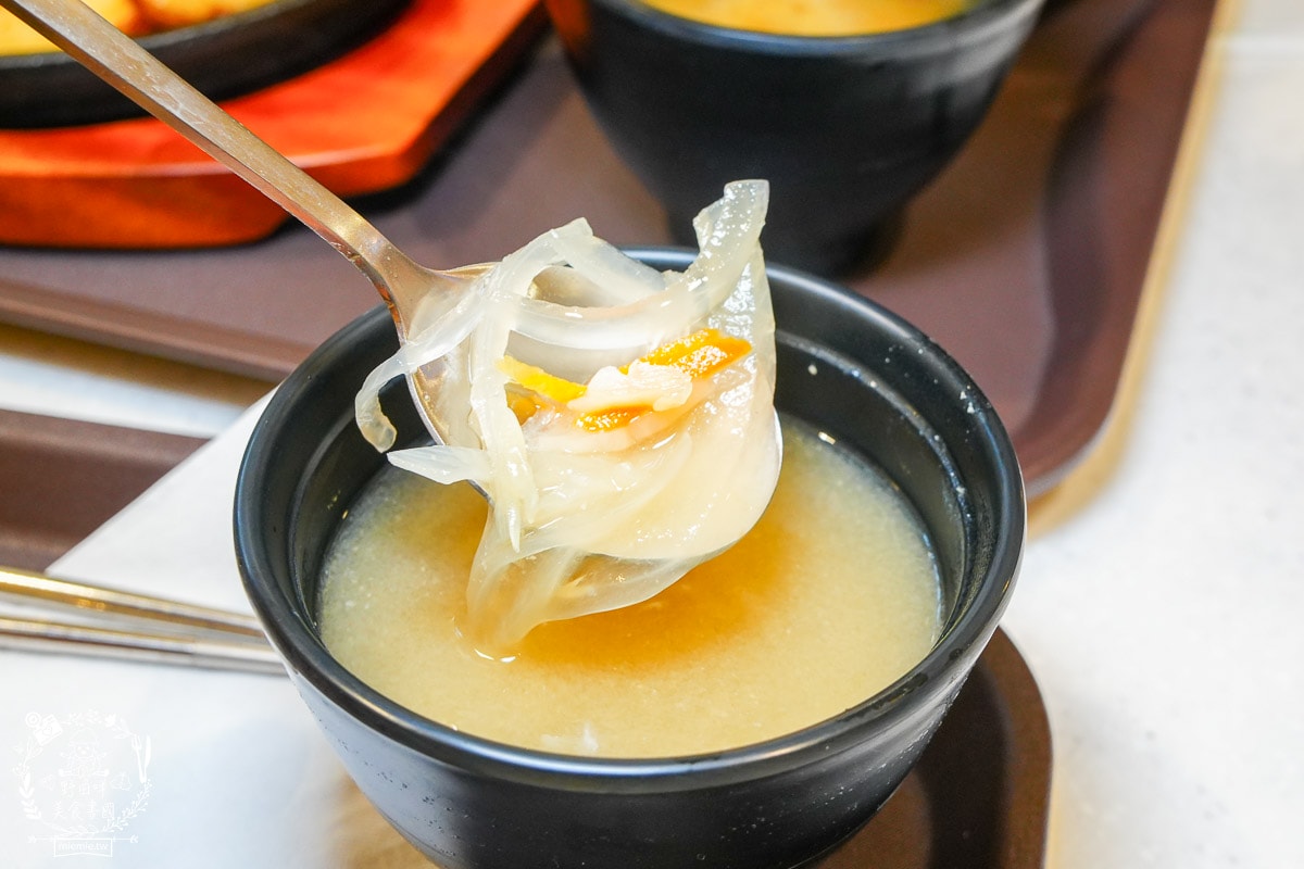 南部首間[肉的長谷川]日本超人氣漢堡排來高雄囉！前50名客人再贈beard papa’s 卡士達千層捲！