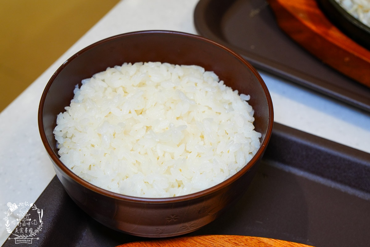 南部首間[肉的長谷川]日本超人氣漢堡排來高雄囉！前50名客人再贈beard papa’s 卡士達千層捲！