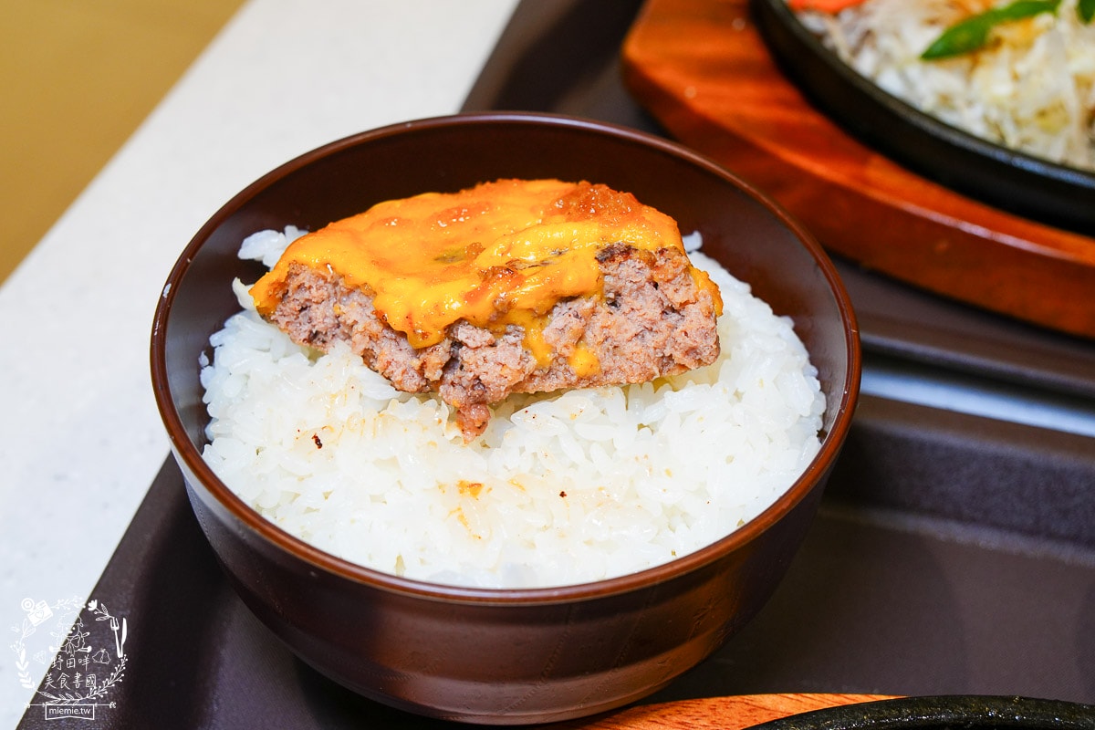 南部首間[肉的長谷川]日本超人氣漢堡排來高雄囉！前50名客人再贈beard papa’s 卡士達千層捲！