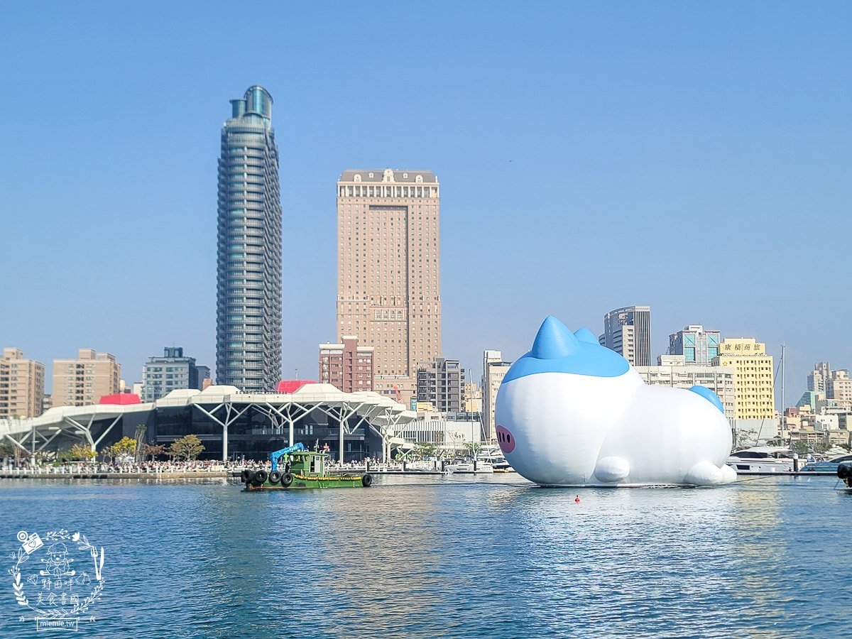 高雄吉伊卡哇三位小可愛出遊流行音樂中心1/25-2/16快來「高雄冬日遊樂園」找吉伊、小八、烏薩奇拍照吧！