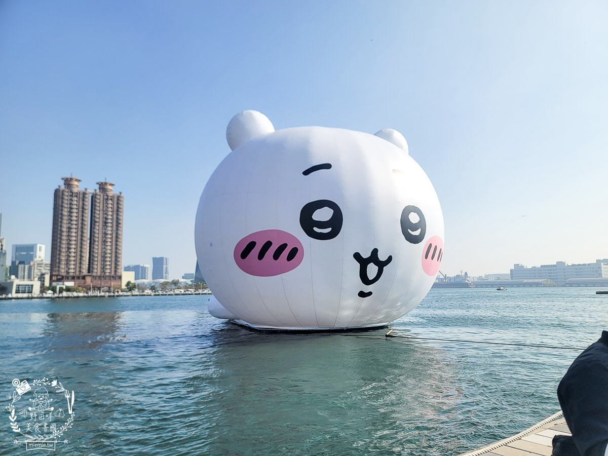 高雄吉伊卡哇三位小可愛出遊流行音樂中心1/25-2/16快來「高雄冬日遊樂園」找吉伊、小八、烏薩奇拍照吧！