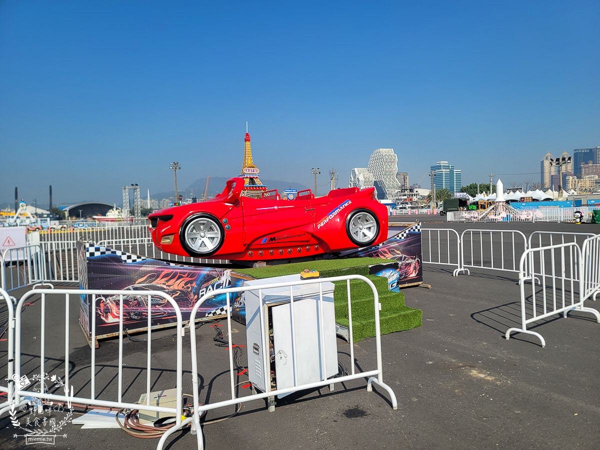 2025高雄冬日遊樂園免費入場！共25座遊樂設施並且貼心設置幼兒氣墊區！遊園券於當日活動開始前1小時，於活動現場發放。