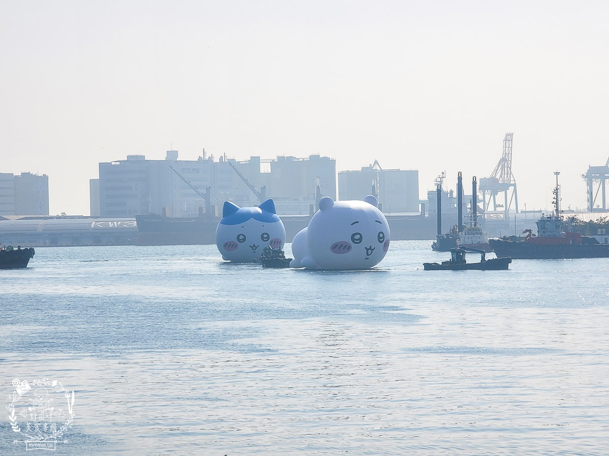 高雄吉伊卡哇三位小可愛出遊流行音樂中心1/25-2/16快來「高雄冬日遊樂園」找吉伊、小八、烏薩奇拍照吧！