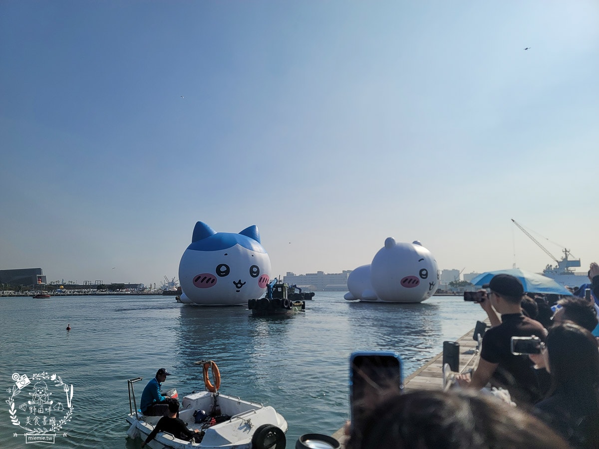 高雄吉伊卡哇三位小可愛出遊流行音樂中心1/25-2/16快來「高雄冬日遊樂園」找吉伊、小八、烏薩奇拍照吧！