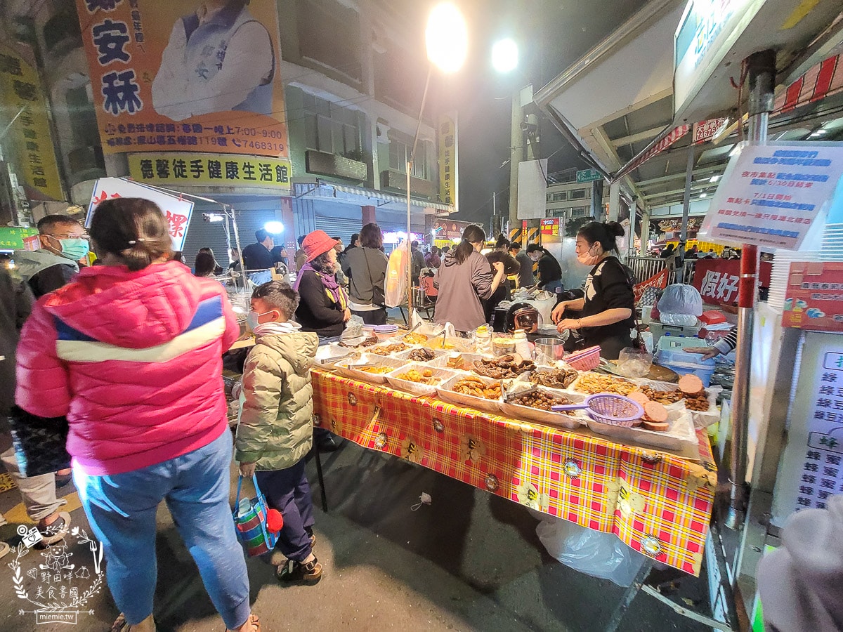 開漳聖王夜市|高雄限定週二鳳山夜市!鳳山超人氣週二夜市!超多攤位都大排隊?! - 第26張圖 開漳聖王夜市|高雄限定週二鳳山夜市!鳳山超人氣週二夜市!超多攤位都大排隊?!