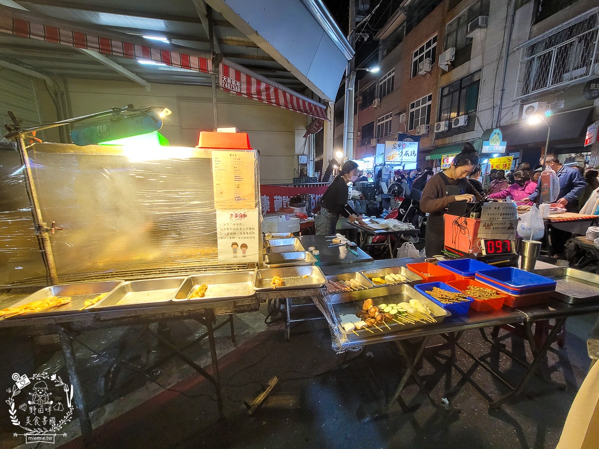 開漳聖王夜市|高雄限定週二鳳山夜市!鳳山超人氣週二夜市!超多攤位都大排隊?! - 第40張圖 開漳聖王夜市|高雄限定週二鳳山夜市!鳳山超人氣週二夜市!超多攤位都大排隊?!