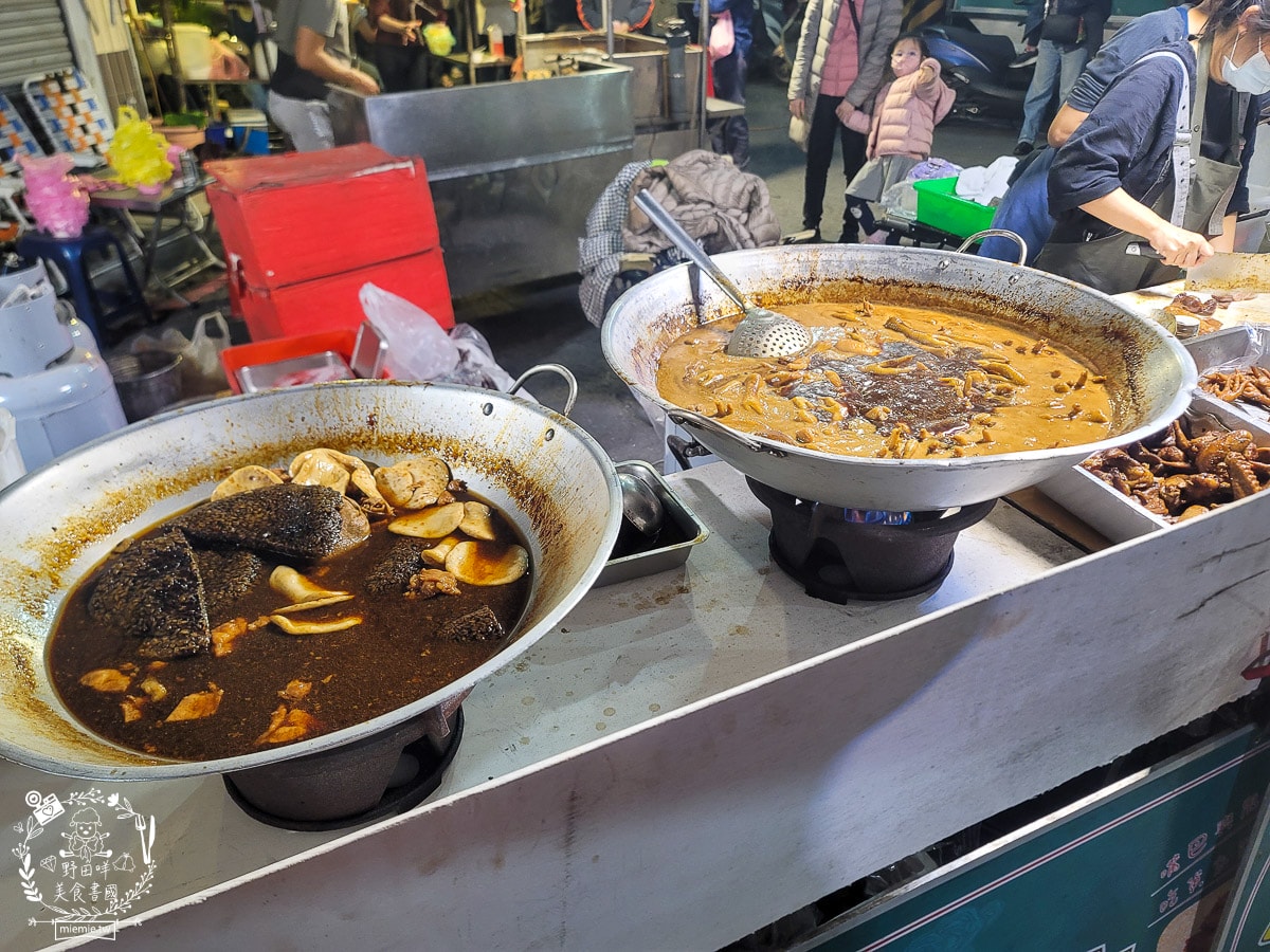 開漳聖王夜市|高雄限定週二鳳山夜市!鳳山超人氣週二夜市!超多攤位都大排隊?! - 第10張圖 開漳聖王夜市|高雄限定週二鳳山夜市!鳳山超人氣週二夜市!超多攤位都大排隊?!