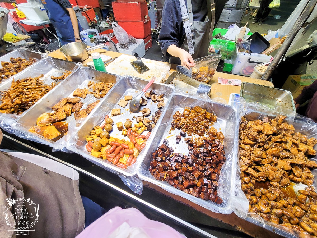 開漳聖王夜市|高雄限定週二鳳山夜市!鳳山超人氣週二夜市!超多攤位都大排隊?! - 第11張圖 開漳聖王夜市|高雄限定週二鳳山夜市!鳳山超人氣週二夜市!超多攤位都大排隊?!