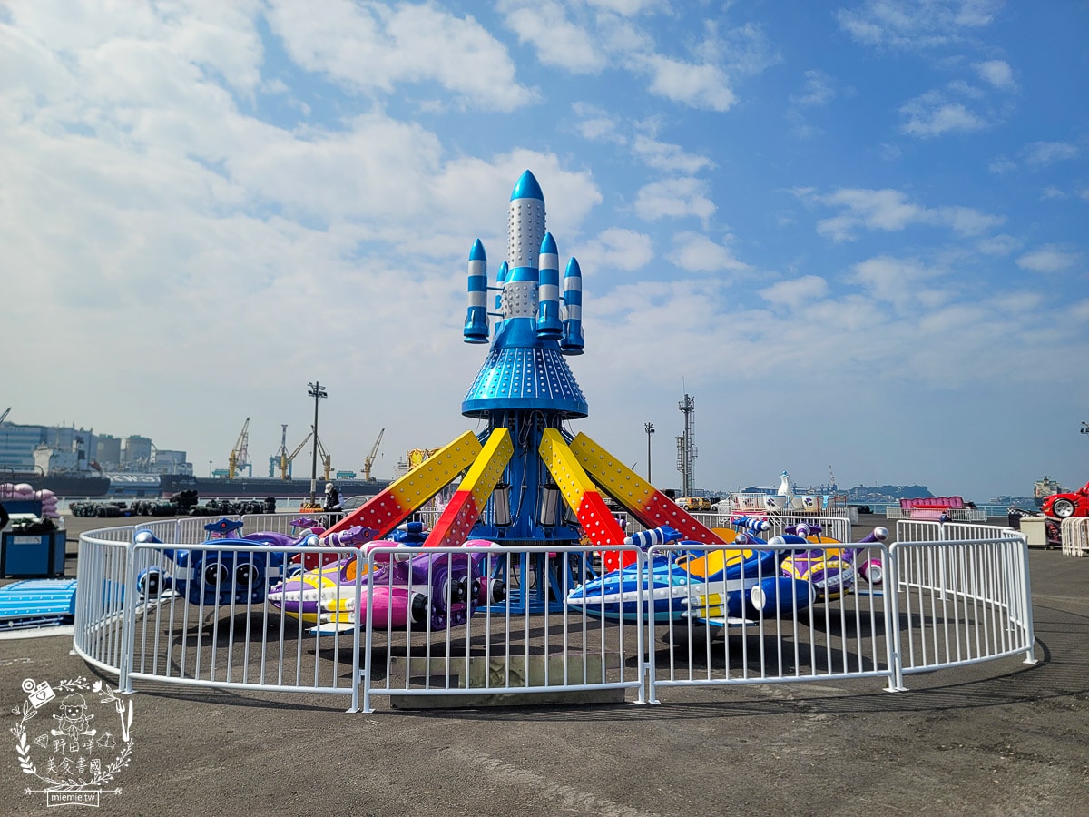 2025高雄冬日遊樂園免費入場！共25座遊樂設施並且貼心設置幼兒氣墊區！遊園券於當日活動開始前1小時，於活動現場發放。