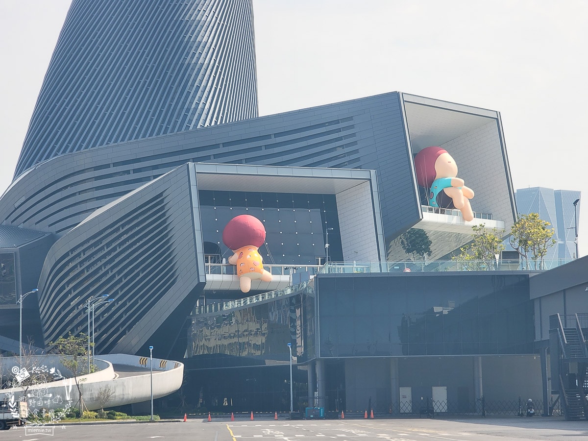 2025高雄冬日遊樂園免費入場！共25座遊樂設施並且貼心設置幼兒氣墊區！遊園券於當日活動開始前1小時，於活動現場發放。