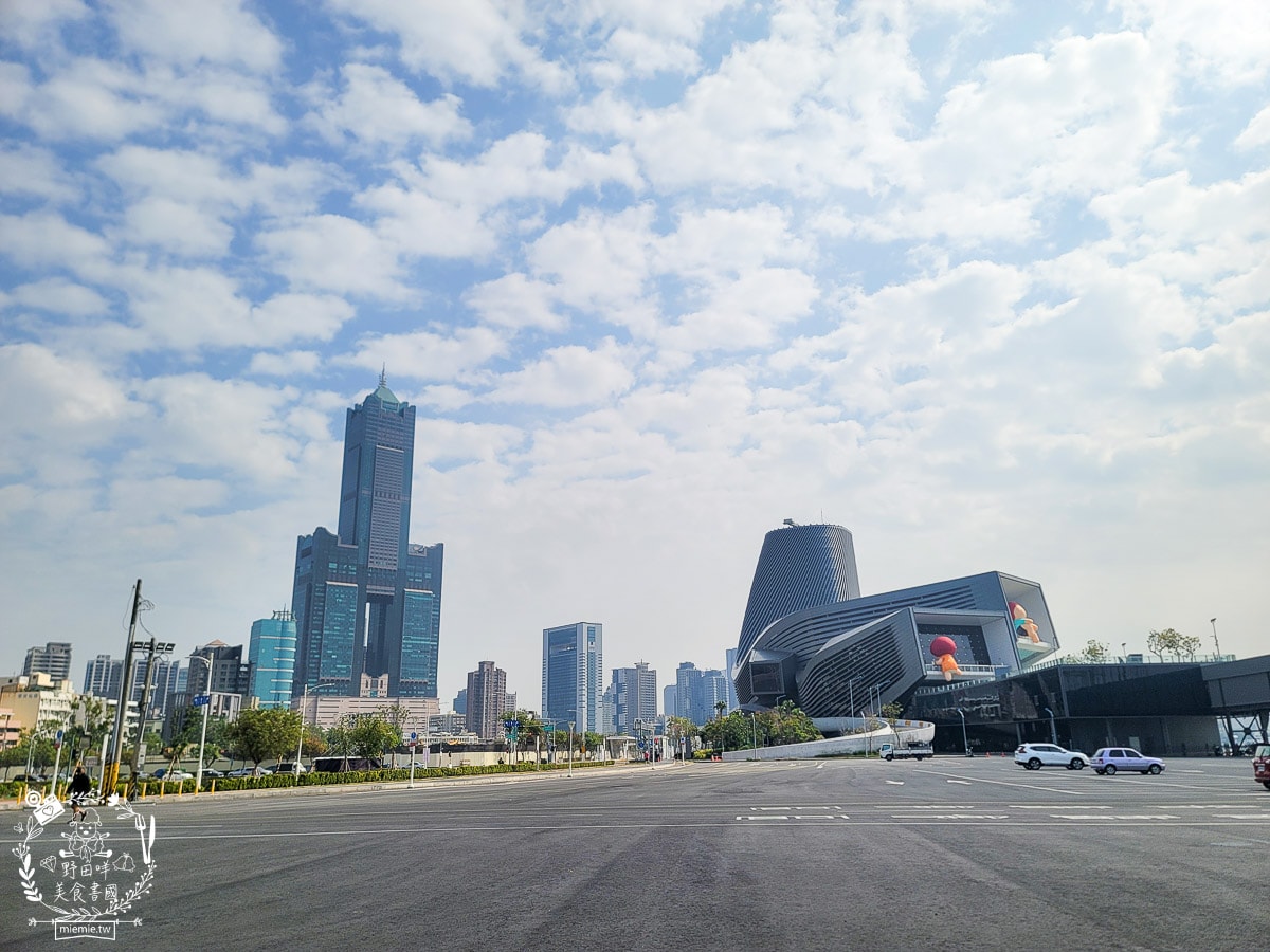 2025高雄冬日遊樂園免費入場！共25座遊樂設施並且貼心設置幼兒氣墊區！遊園券於當日活動開始前1小時，於活動現場發放。