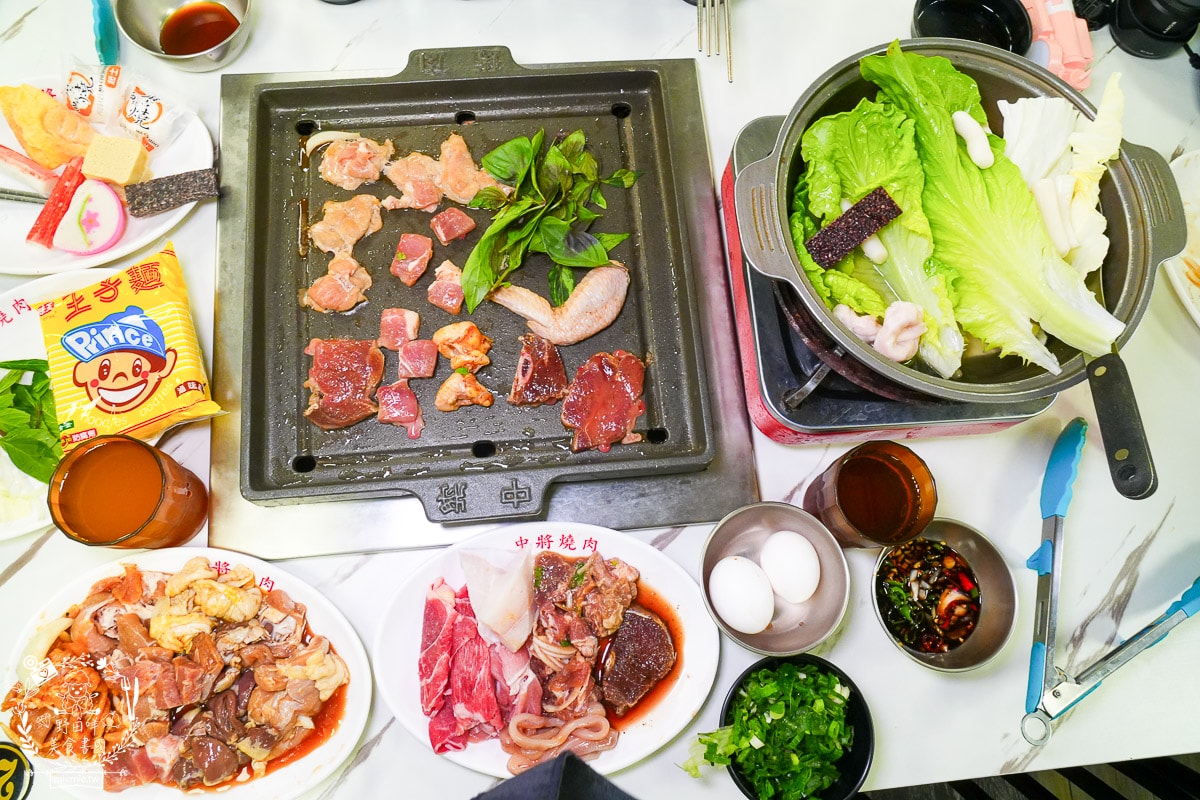 中將燒肉屋火烤兩吃吃到飽|高雄CP值爆高的火烤兩吃吃到飽!最低388元起高達60種以上選項可以DIY的高雄燒肉吃到飽!