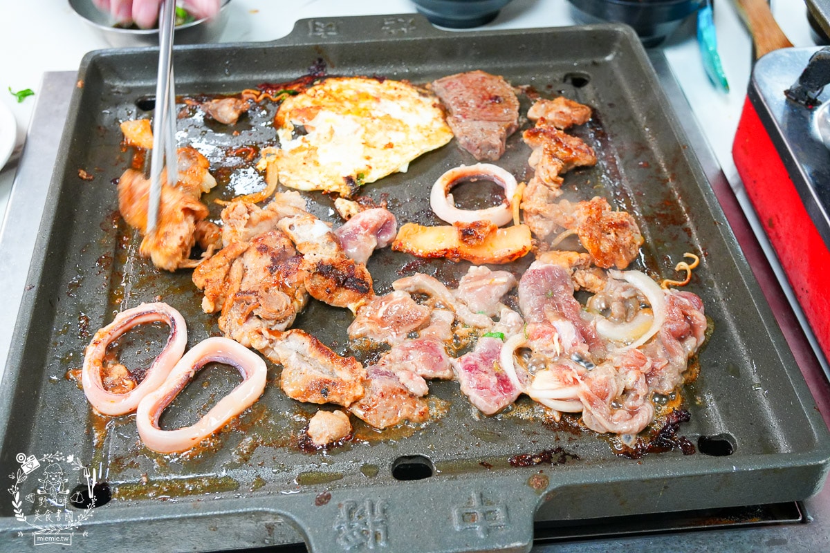 中將燒肉屋火烤兩吃吃到飽|高雄CP值爆高的火烤兩吃吃到飽!最低388元起高達60種以上選項可以DIY的高雄燒肉吃到飽!