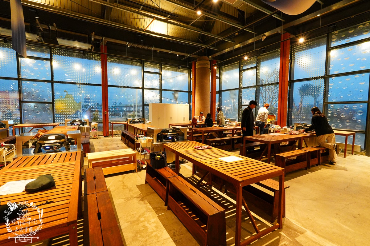 全台獨家來自東京的BBQ「JAPAN燒烤」就在高雄全新開幕的新濱町海廚房！頂級食材現烤現吃！
