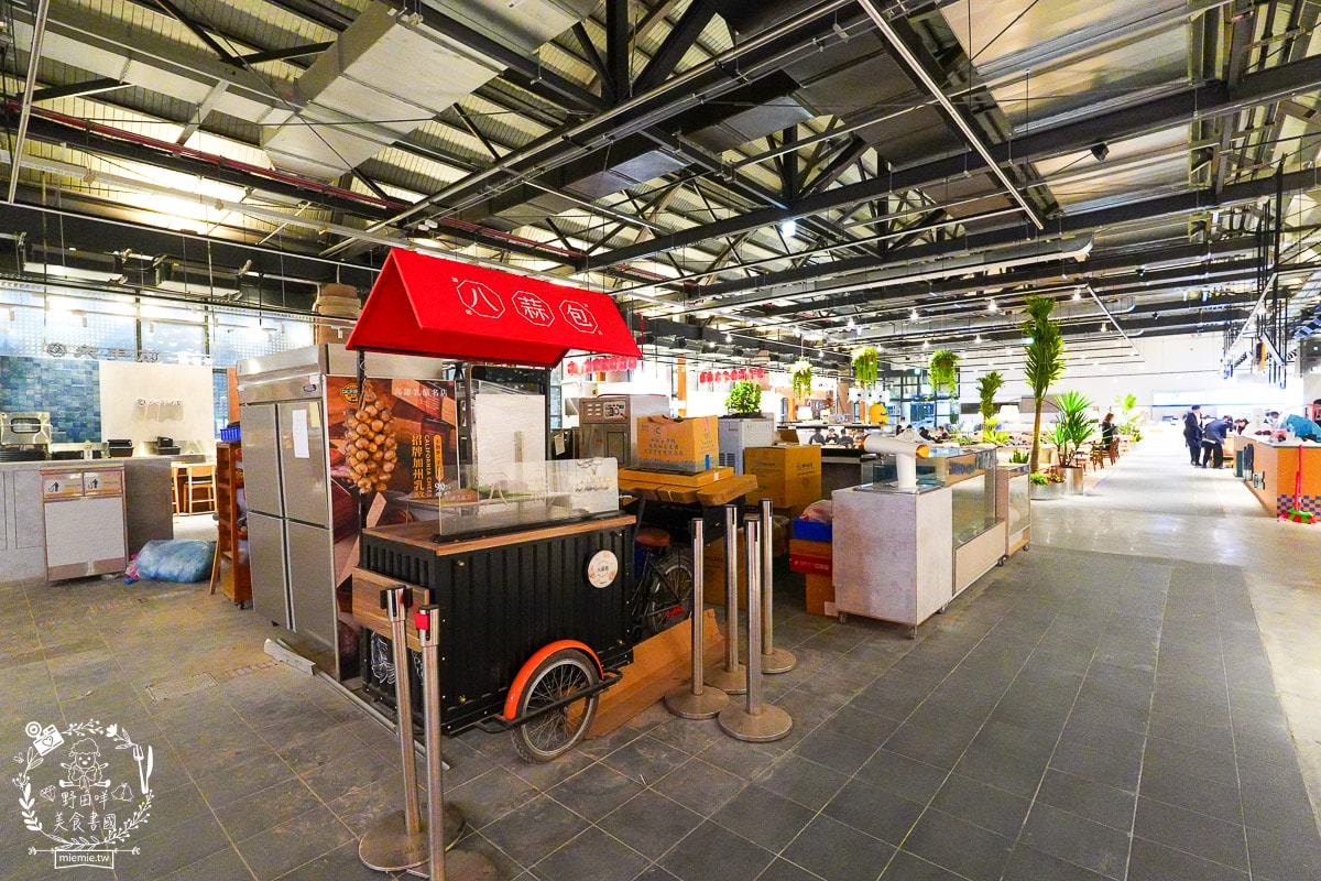 高雄超浪漫的新濱町海洋廚房|引進東京台場知名的BBQ品牌JAPAN燒烤、日本日乃屋咖哩及一幻拉麵等15家知名餐飲品牌