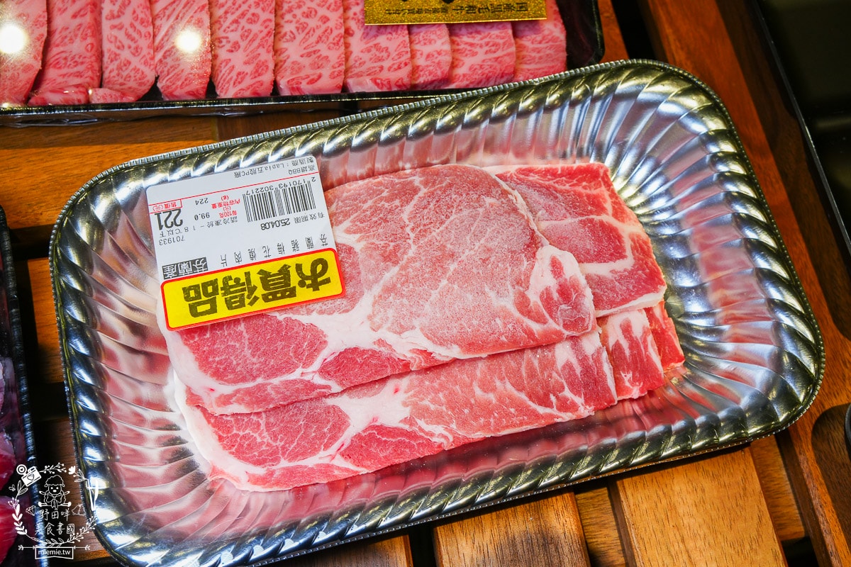 全台獨家來自東京的BBQ「JAPAN燒烤」就在高雄全新開幕的新濱町海廚房！頂級食材現烤現吃！