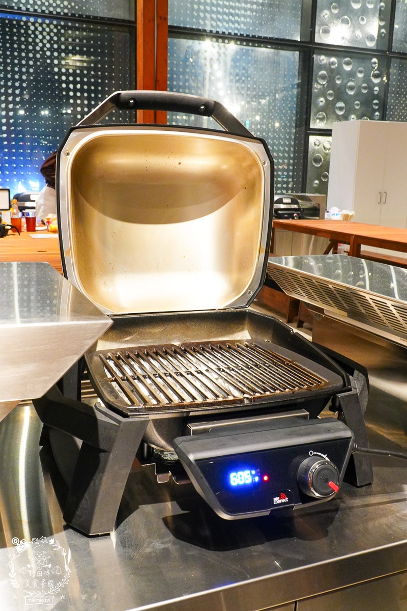 全台獨家來自東京的BBQ「JAPAN燒烤」就在高雄全新開幕的新濱町海廚房！頂級食材現烤現吃！