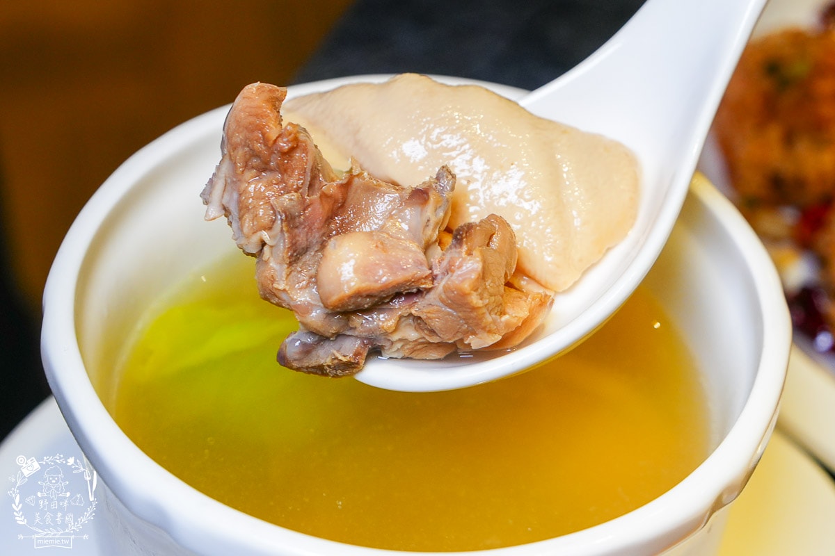 高雄白玉樓經典台菜|台灣四大酒樓經典菜夢時代就能吃到囉！一個人也能爽爽吃台菜？！