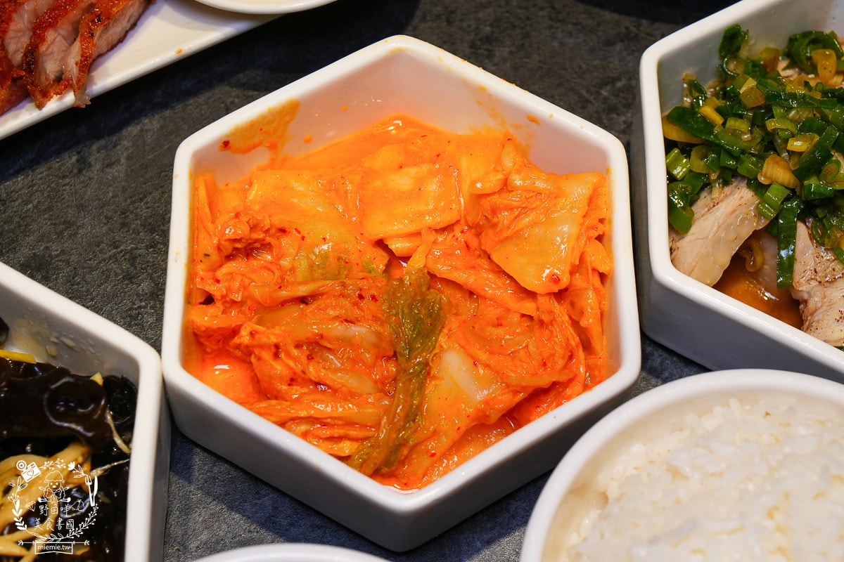 高雄白玉樓經典台菜|台灣四大酒樓經典菜夢時代就能吃到囉！一個人也能爽爽吃台菜？！