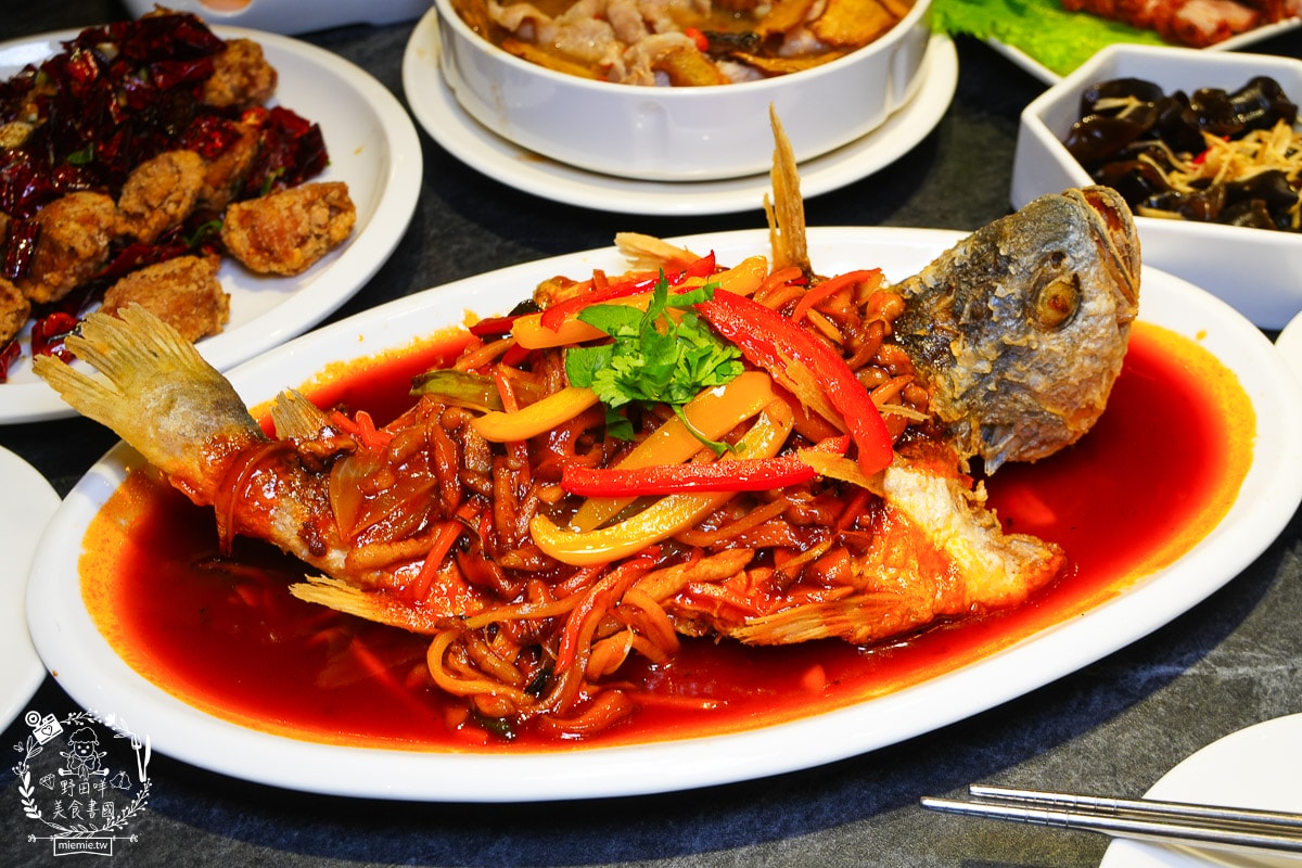 高雄白玉樓經典台菜|台灣四大酒樓經典菜夢時代就能吃到囉！一個人也能爽爽吃台菜？！