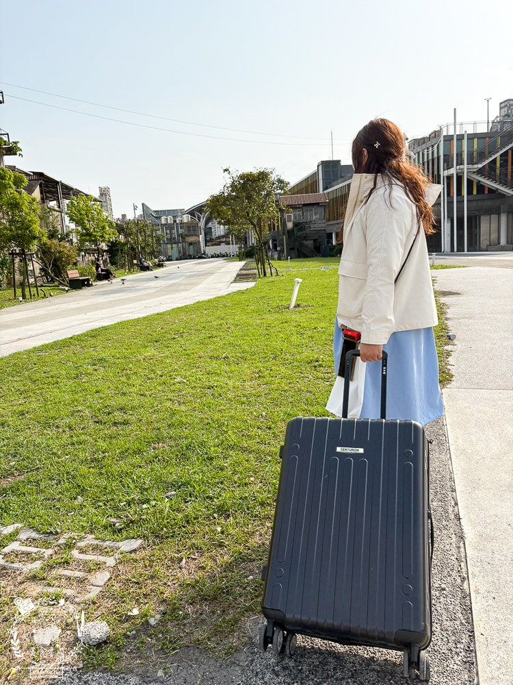 行李箱推薦[百夫長行李箱]超堅固、耐用的行李箱推薦！24吋行李箱推薦！