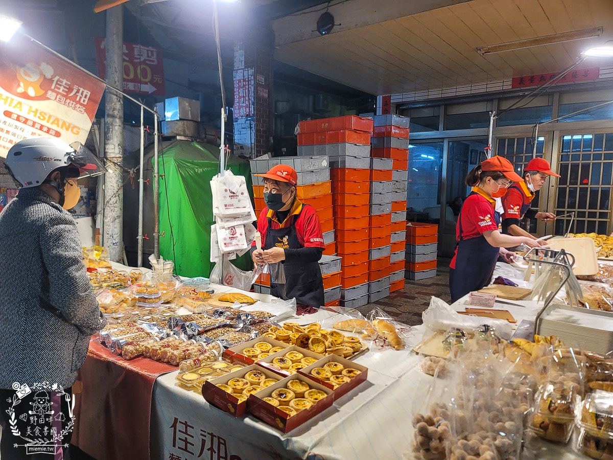 高雄鳳山夜市推薦[鳳山海洋夜市]週四必吃香酥豆腐、沙威瑪、割包、原住民烤肉