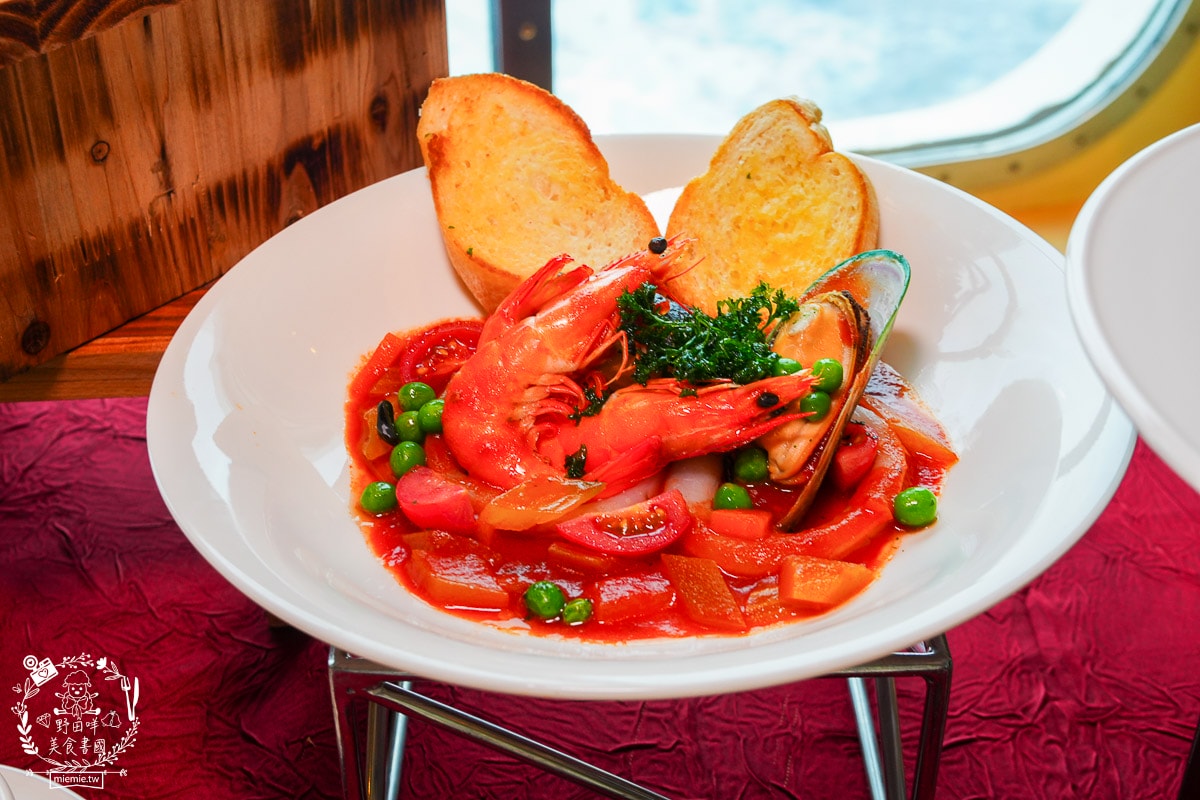 麗星郵輪探索星號免費餐廳與付費餐廳排隊攻略!露台房也能免費吃付費餐廳?號稱舌尖上的郵輪果真名副其實! - 第13張圖 麗星郵輪探索星號免費餐廳與付費餐廳排隊攻略!露台房也能免費吃付費餐廳?號稱舌尖上的郵輪果真名副其實!