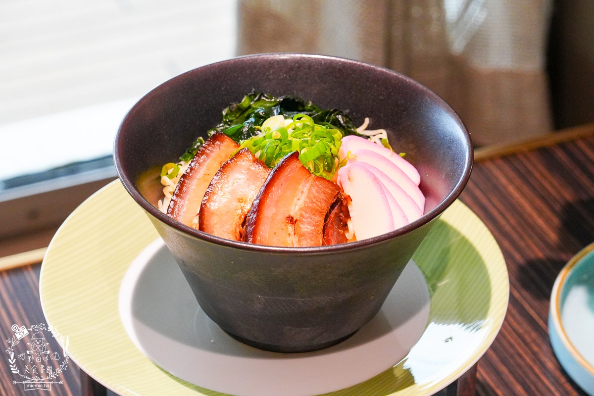 麗星郵輪探索星號免費餐廳與付費餐廳排隊攻略！露台房也能免費吃付費餐廳？號稱舌尖上的郵輪果真名副其實！