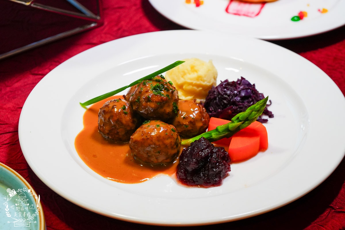 麗星郵輪探索星號免費餐廳與付費餐廳排隊攻略!露台房也能免費吃付費餐廳?號稱舌尖上的郵輪果真名副其實! - 第25張圖 麗星郵輪探索星號免費餐廳與付費餐廳排隊攻略!露台房也能免費吃付費餐廳?號稱舌尖上的郵輪果真名副其實!