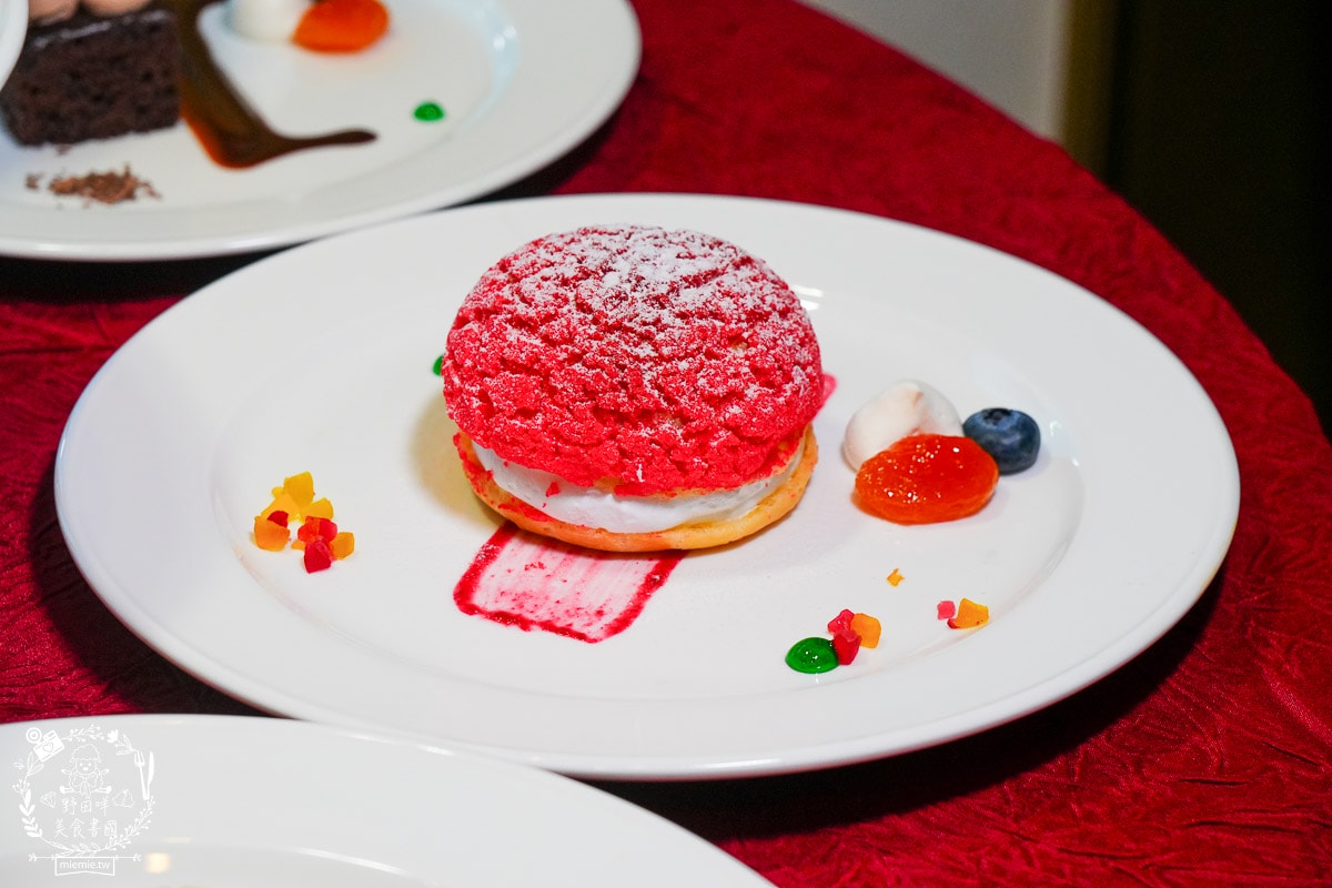 麗星郵輪探索星號免費餐廳與付費餐廳排隊攻略！露台房也能免費吃付費餐廳？號稱舌尖上的郵輪果真名副其實！