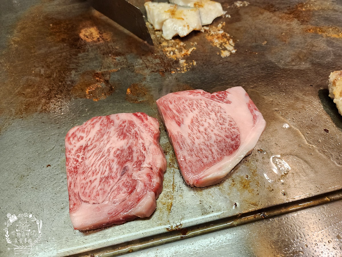 麗星郵輪探索星號免費餐廳與付費餐廳排隊攻略!露台房也能免費吃付費餐廳?號稱舌尖上的郵輪果真名副其實! - 第136張圖 麗星郵輪探索星號免費餐廳與付費餐廳排隊攻略!露台房也能免費吃付費餐廳?號稱舌尖上的郵輪果真名副其實!