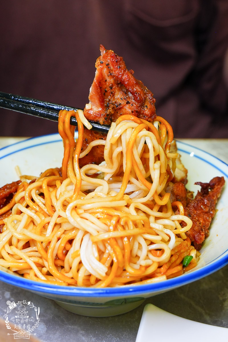 高雄[好事泰點心麵店]岡山道地香港師傅開的港式點心店！超多特別料理嚐鮮必吃！