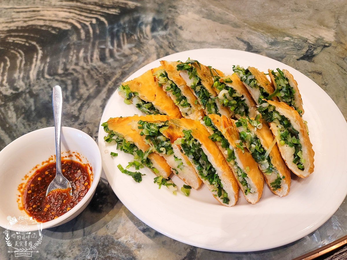 福華大飯店江南春烤鴨套餐桌菜料理|一萬六的桌菜料理開箱品嚐！經典江浙菜+脆皮烤鴨人氣必點！