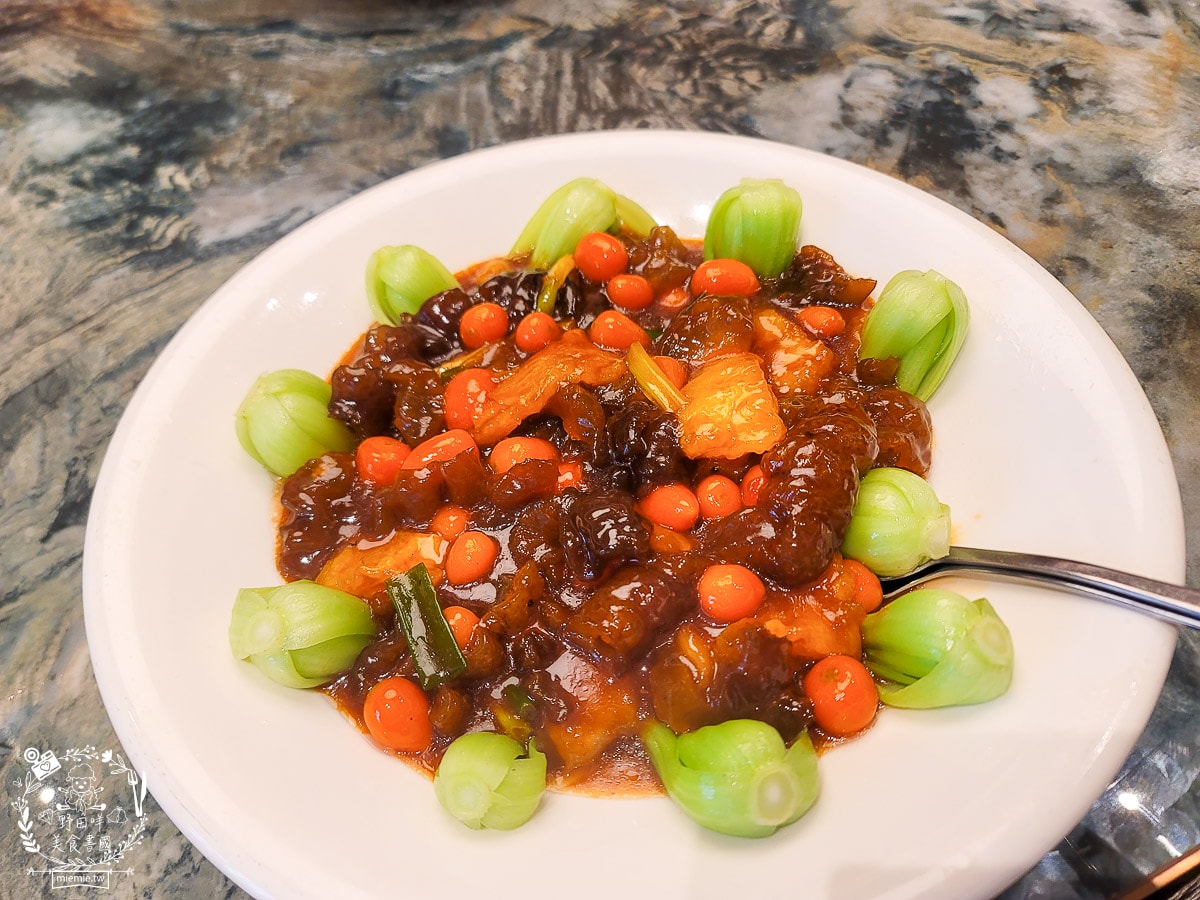 福華大飯店江南春烤鴨套餐桌菜料理|一萬六的桌菜料理開箱品嚐！經典江浙菜+脆皮烤鴨人氣必點！