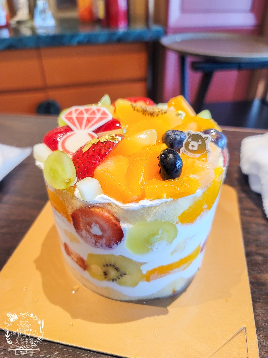 福華大飯店江南春烤鴨套餐桌菜料理|一萬六的桌菜料理開箱品嚐！經典江浙菜+脆皮烤鴨人氣必點！