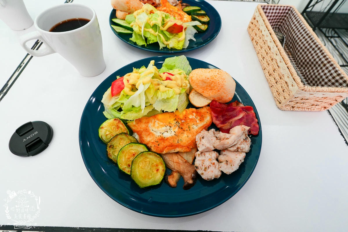 禾旅宿Ho Hostel 墾丁夢幻島｜恆春色彩斑斕的繽紛民宿！豪華陽台房還有夢幻玻璃球可以賞星光？