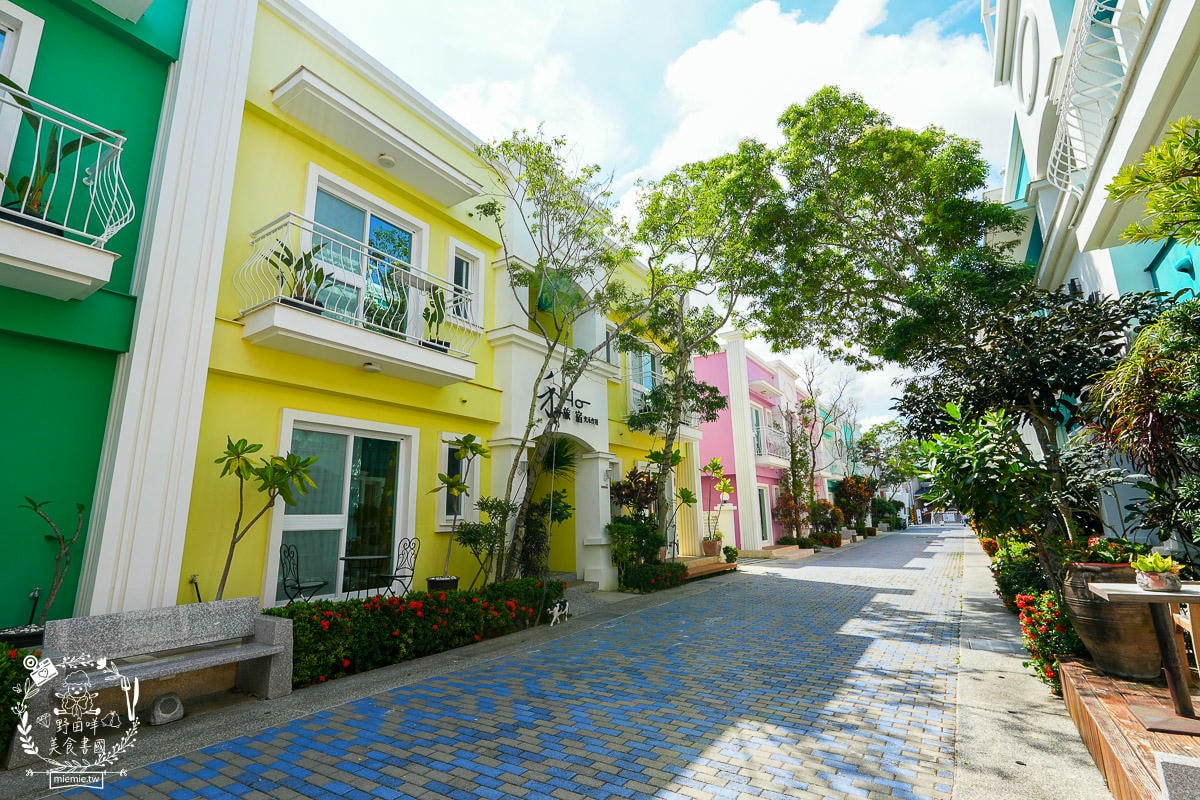 禾旅宿Ho Hostel 墾丁夢幻島｜恆春色彩斑斕的繽紛民宿！豪華陽台房還有夢幻玻璃球可以賞星光？