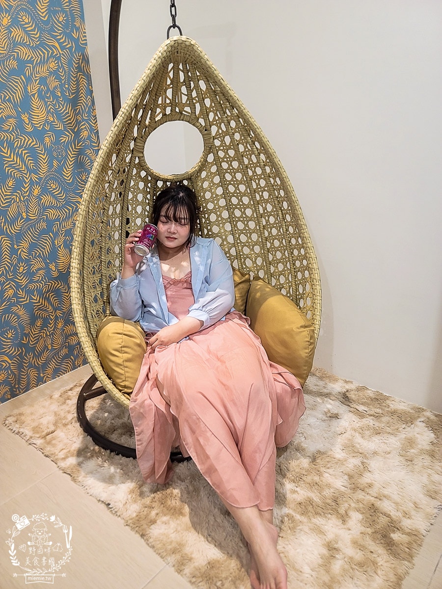 禾旅宿Ho Hostel 墾丁夢幻島｜恆春色彩斑斕的繽紛民宿！豪華陽台房還有夢幻玻璃球可以賞星光？