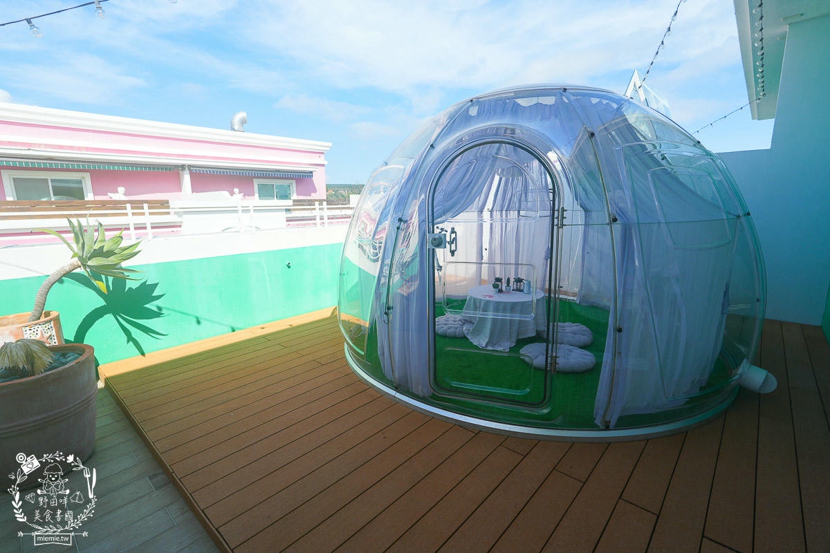 禾旅宿Ho Hostel 墾丁夢幻島｜恆春色彩斑斕的繽紛民宿！豪華陽台房還有夢幻玻璃球可以賞星光？