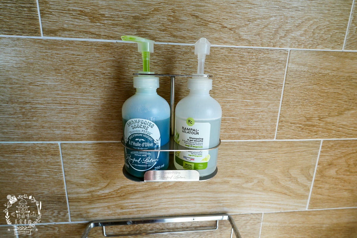 禾旅宿Ho Hostel 墾丁夢幻島｜恆春色彩斑斕的繽紛民宿！豪華陽台房還有夢幻玻璃球可以賞星光？