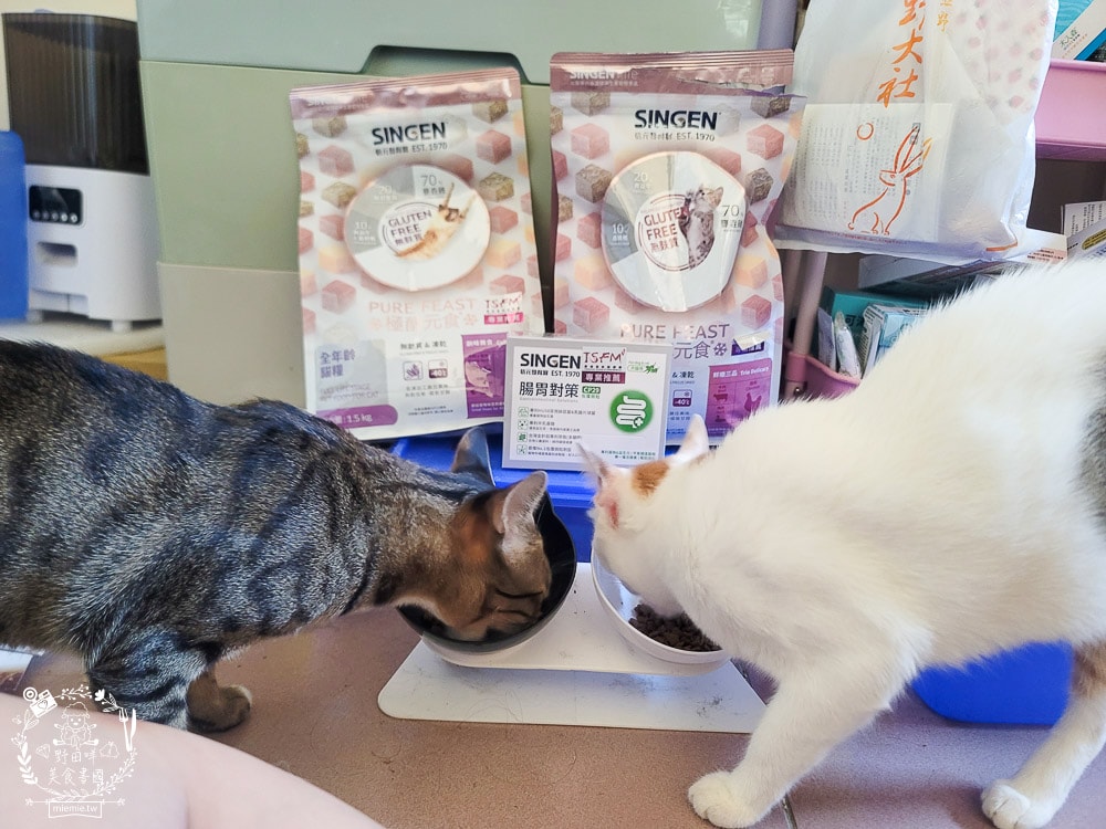 信元發育寶貓用鮮嫩三品與餉味舞食低敏無麩質凍乾(牛/鴨/雞)貓糧|適口性極佳的凍乾貓糧