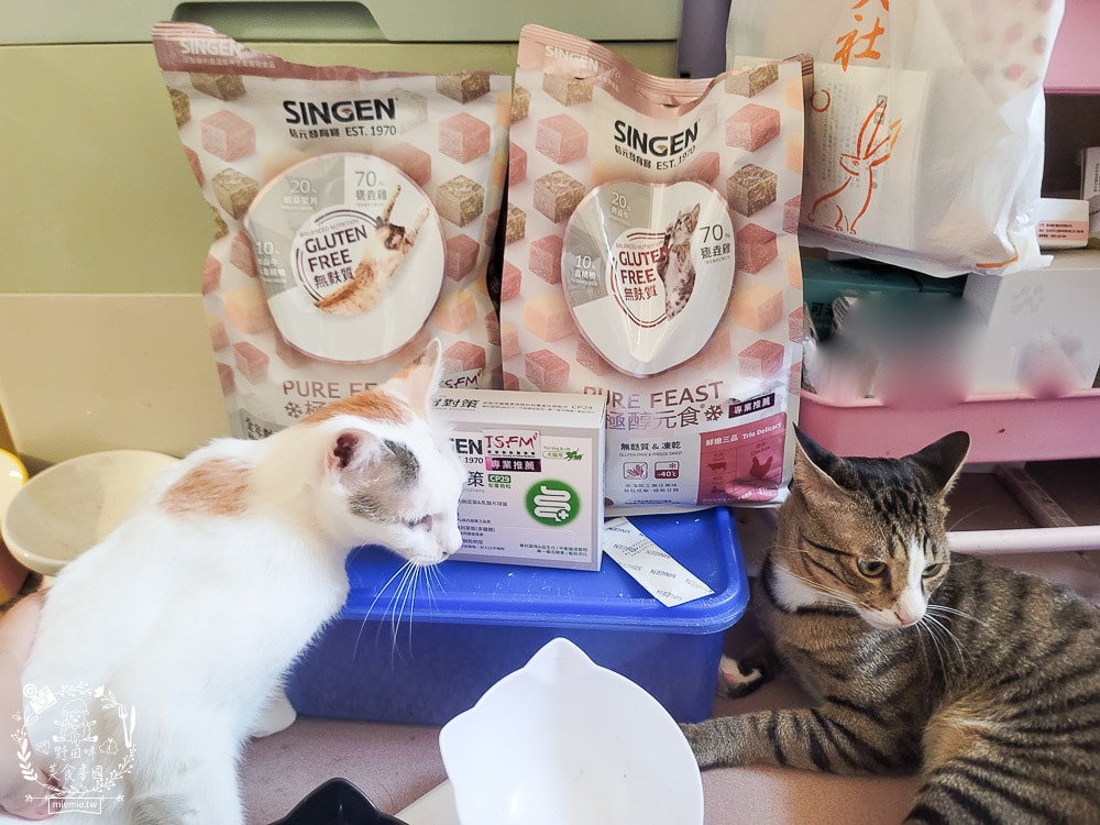 信元發育寶貓用鮮嫩三品與餉味舞食低敏無麩質凍乾(牛/鴨/雞)貓糧|適口性極佳的凍乾貓糧